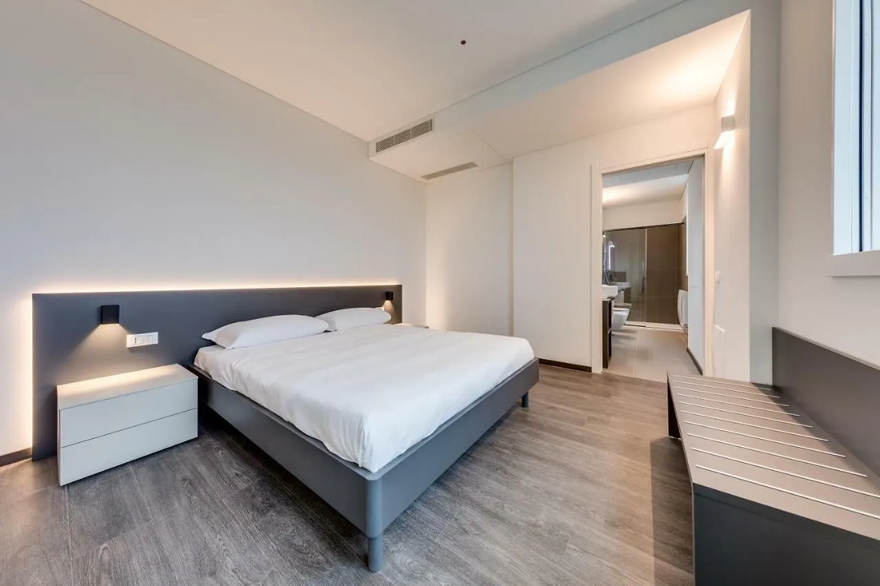 Sky Tower Suite Mestre Italie