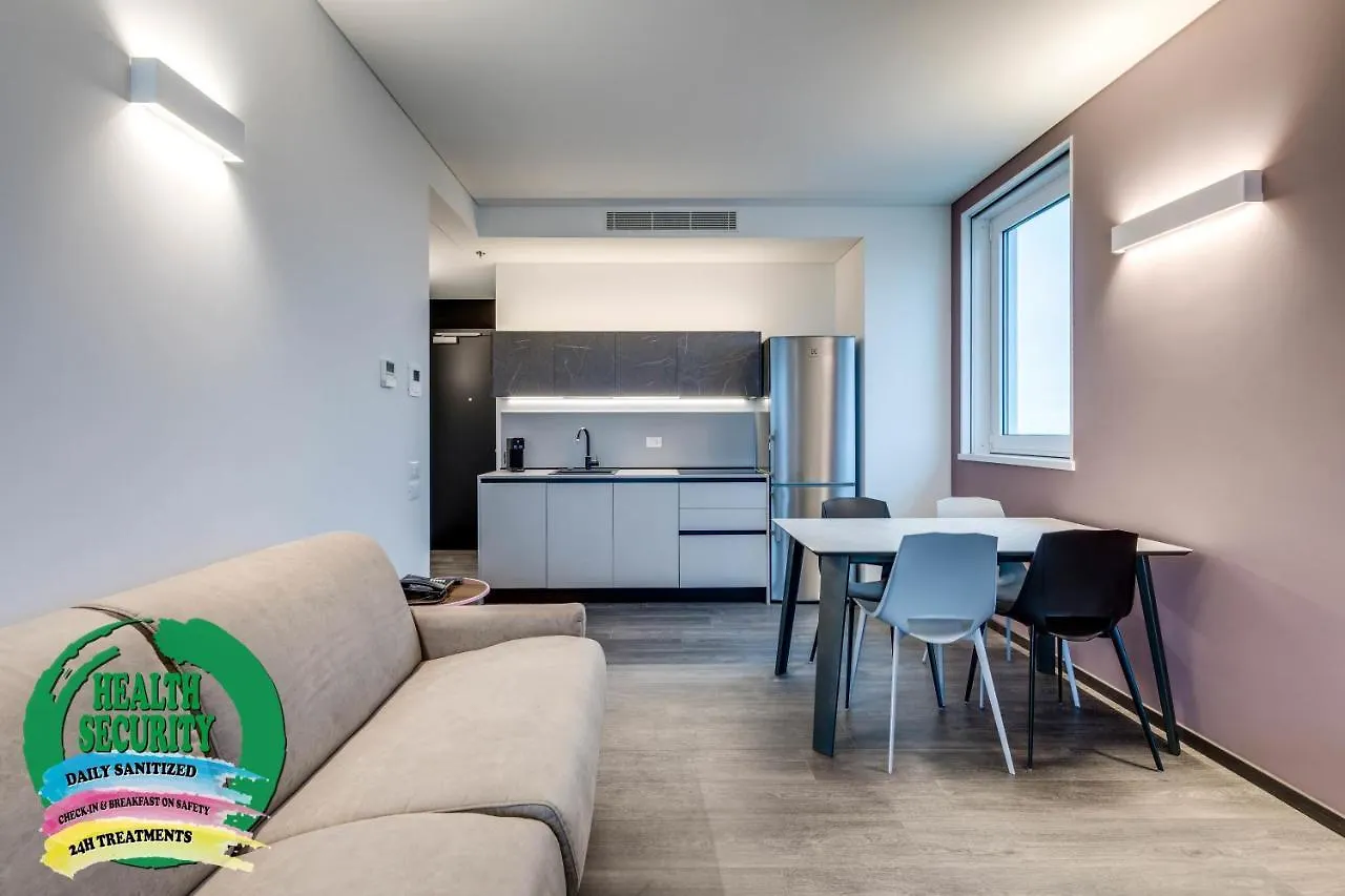 ***** Appart hôtel Sky Tower Suite Mestre Italie